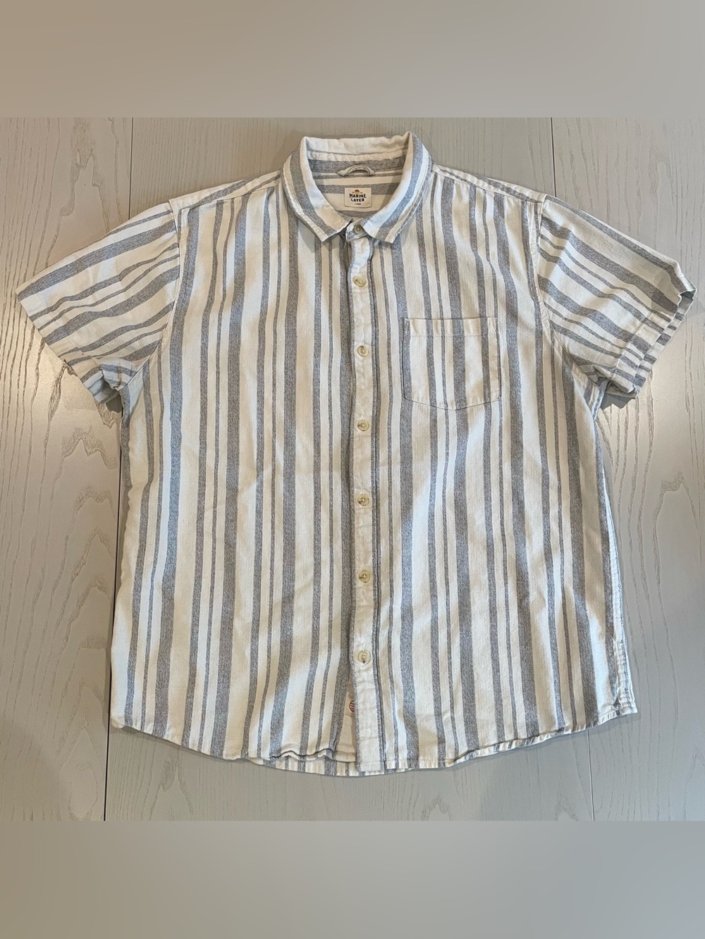 Marine Layer Short-Sleeve Button-Down Striped Shirt in White and Light Blue